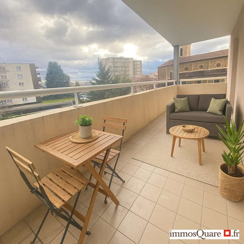 Appartement à VENISSIEUX