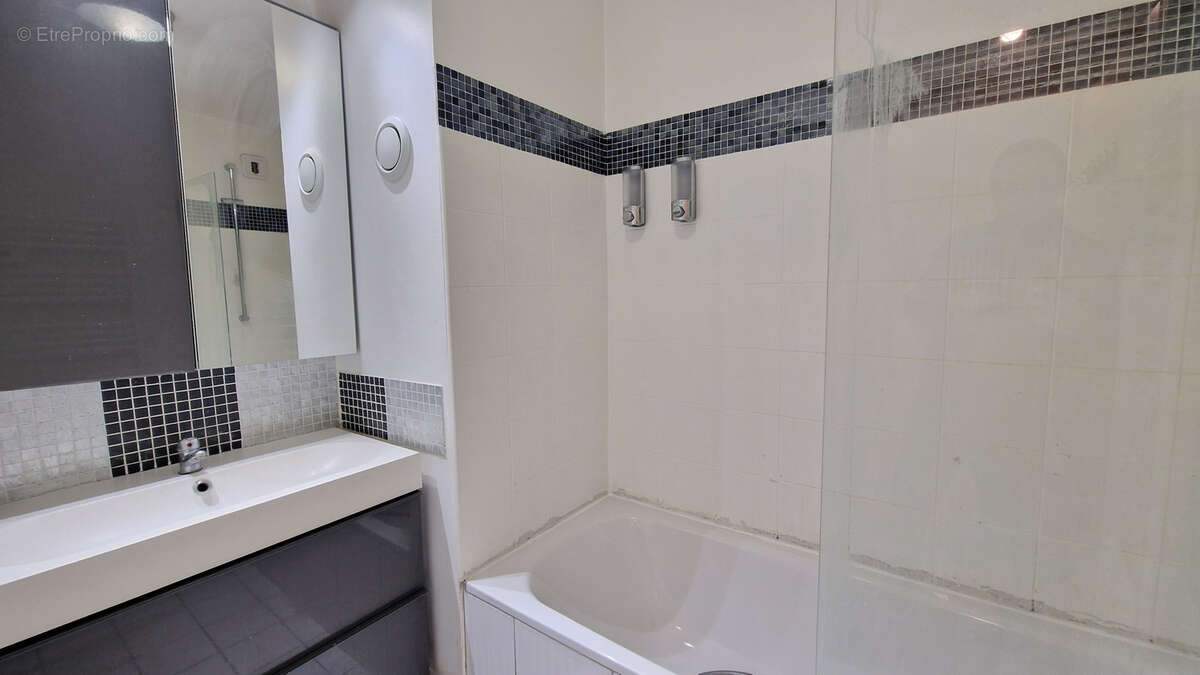 Appartement à ROISSY-EN-FRANCE