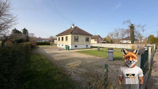 Maison à SAINT-LYE