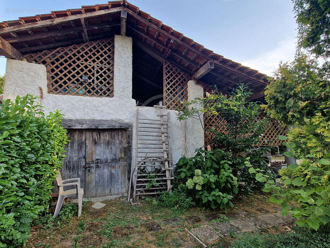 Maison 160 m2 + terrain constructible - photo 4