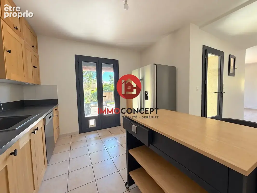 Maison 5 pièces 155 m² à vendre à Lirac (30126) - photo 7