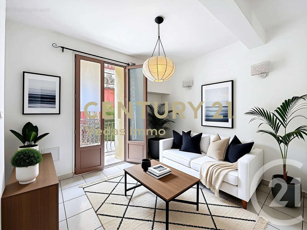 Maison à SAINT-JEAN-DE-VEDAS