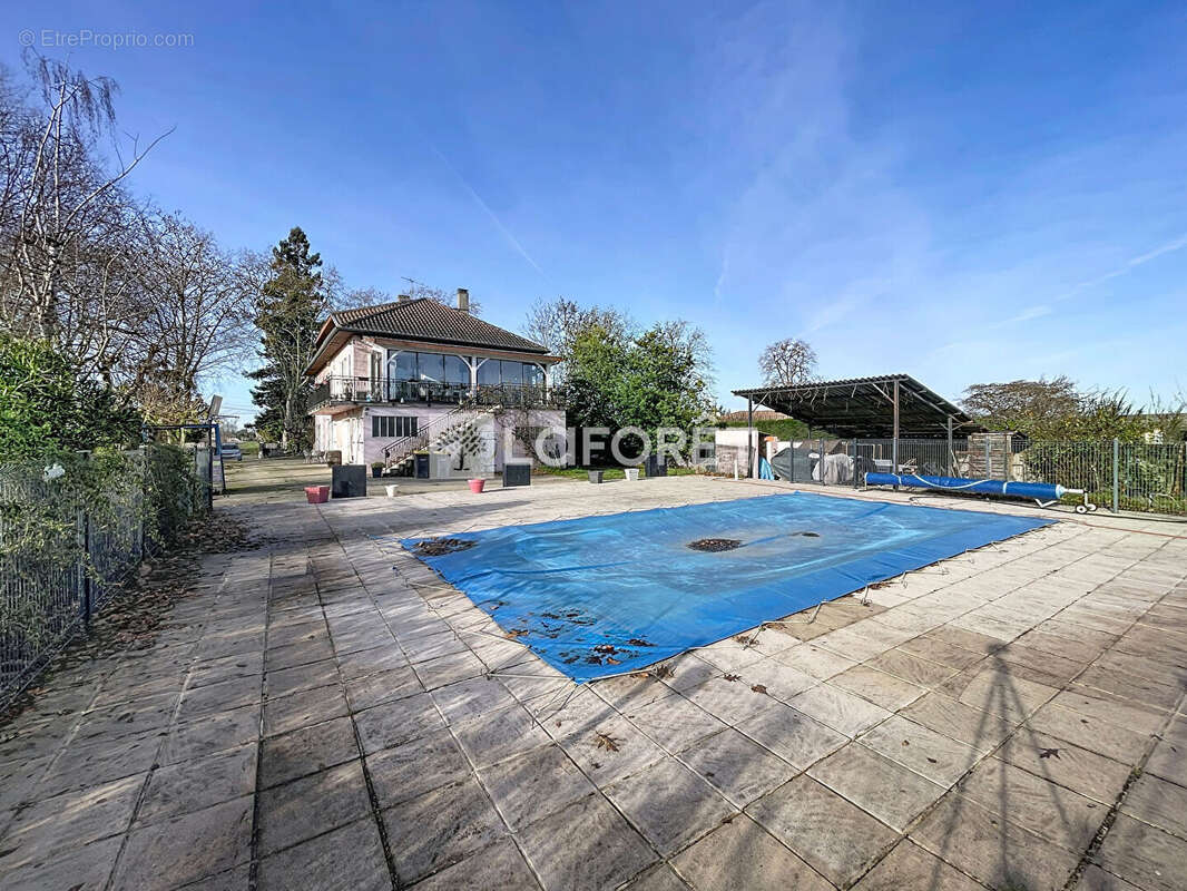 Maison à CASTELSARRASIN