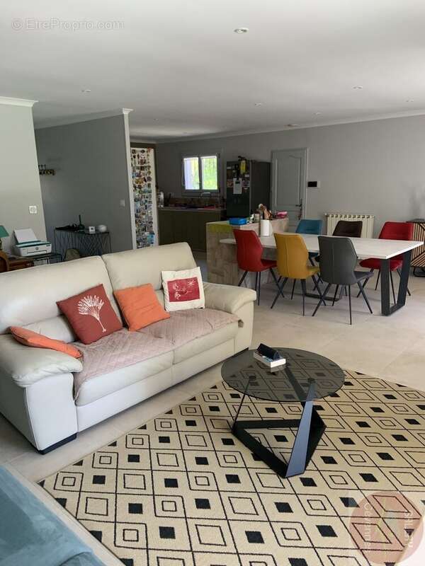 Maison à BOISSET-ET-GAUJAC