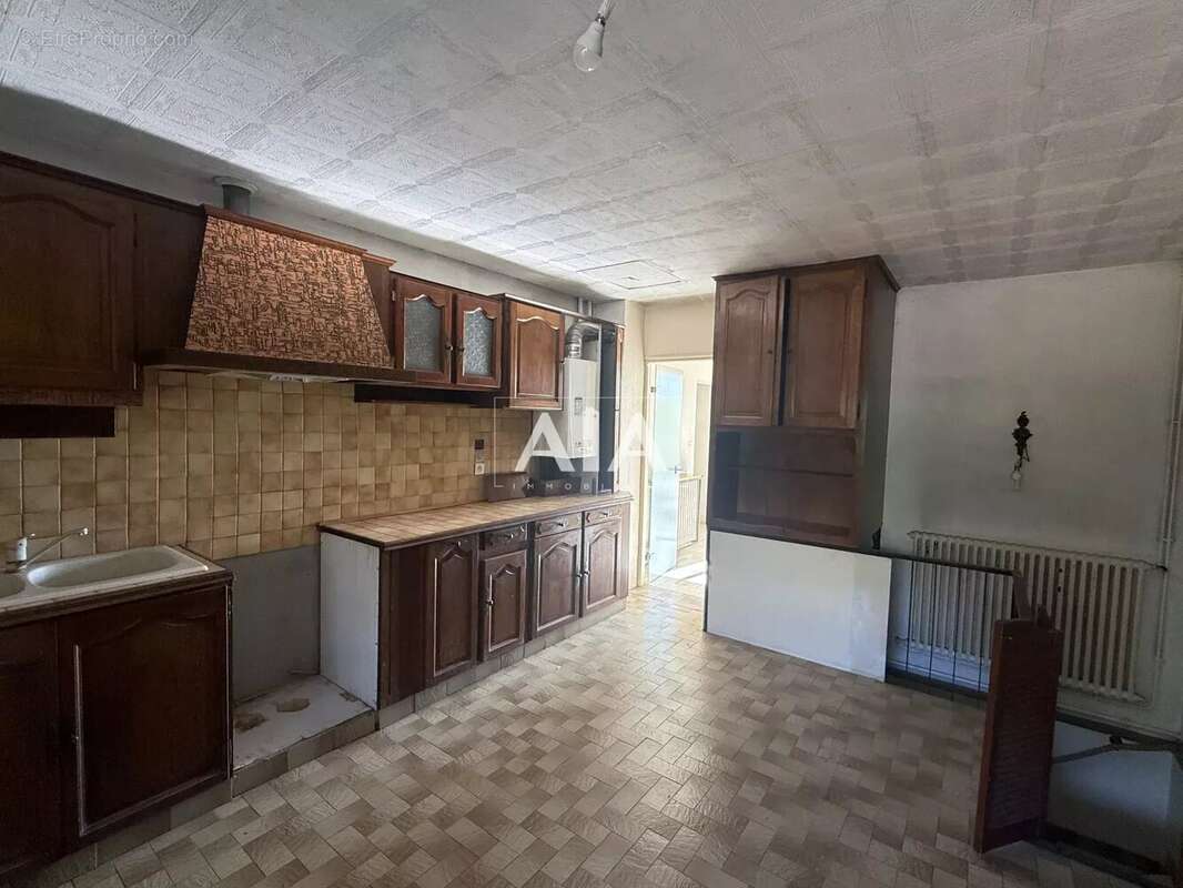 Maison à CHAMPNIERS