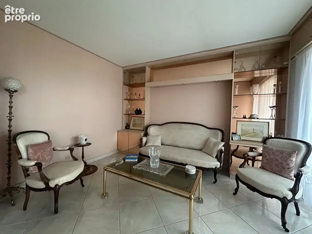 À Vendre  - Superbe Attique Duplex de 157,36 m² avec Terrasse Panoramique à Annemasse limite Ville-La-Grand - photo 4