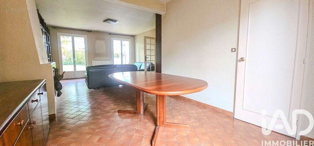 Photo 4 - Maison à CONCHES-SUR-GONDOIRE