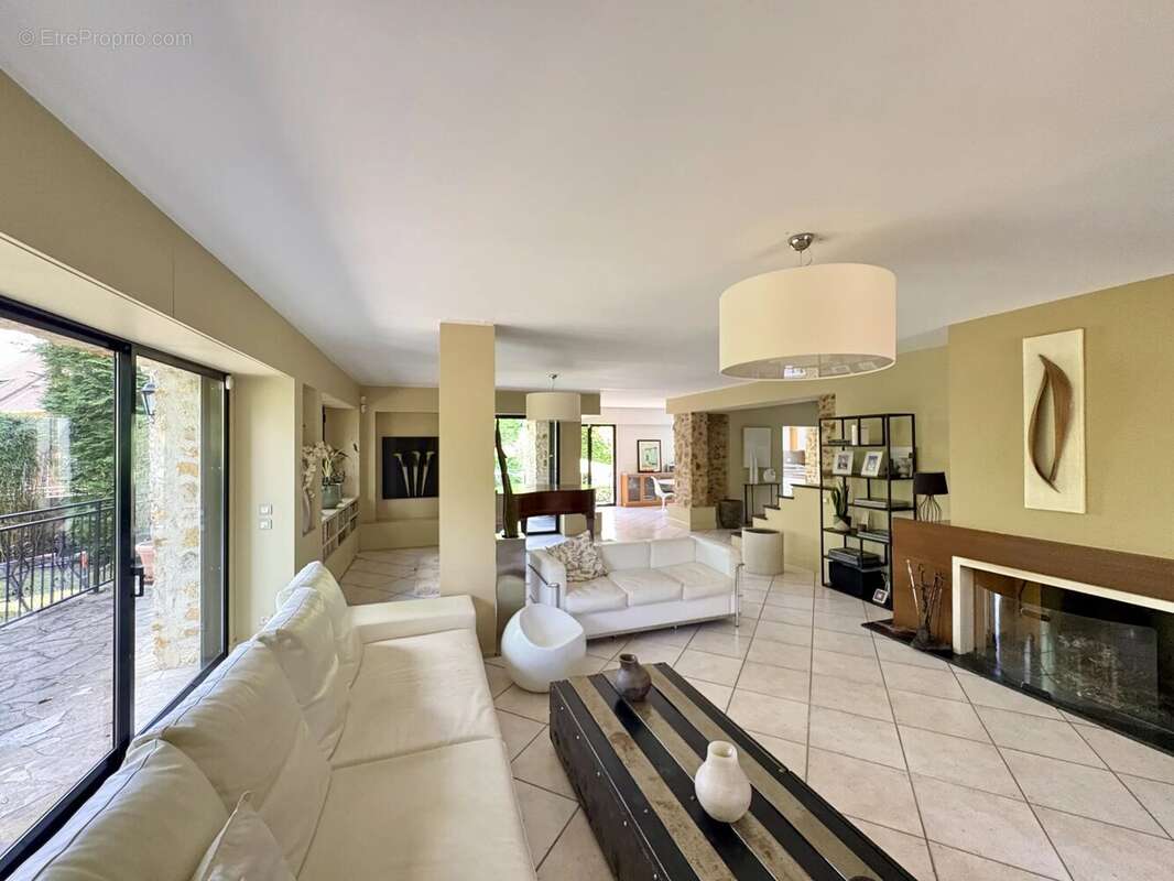 Maison à LE PLESSIS-TREVISE