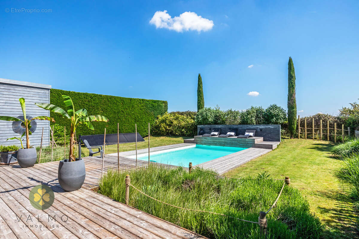 Maison individuelle 'coup de coeur' avec piscine en centre village - photo 6