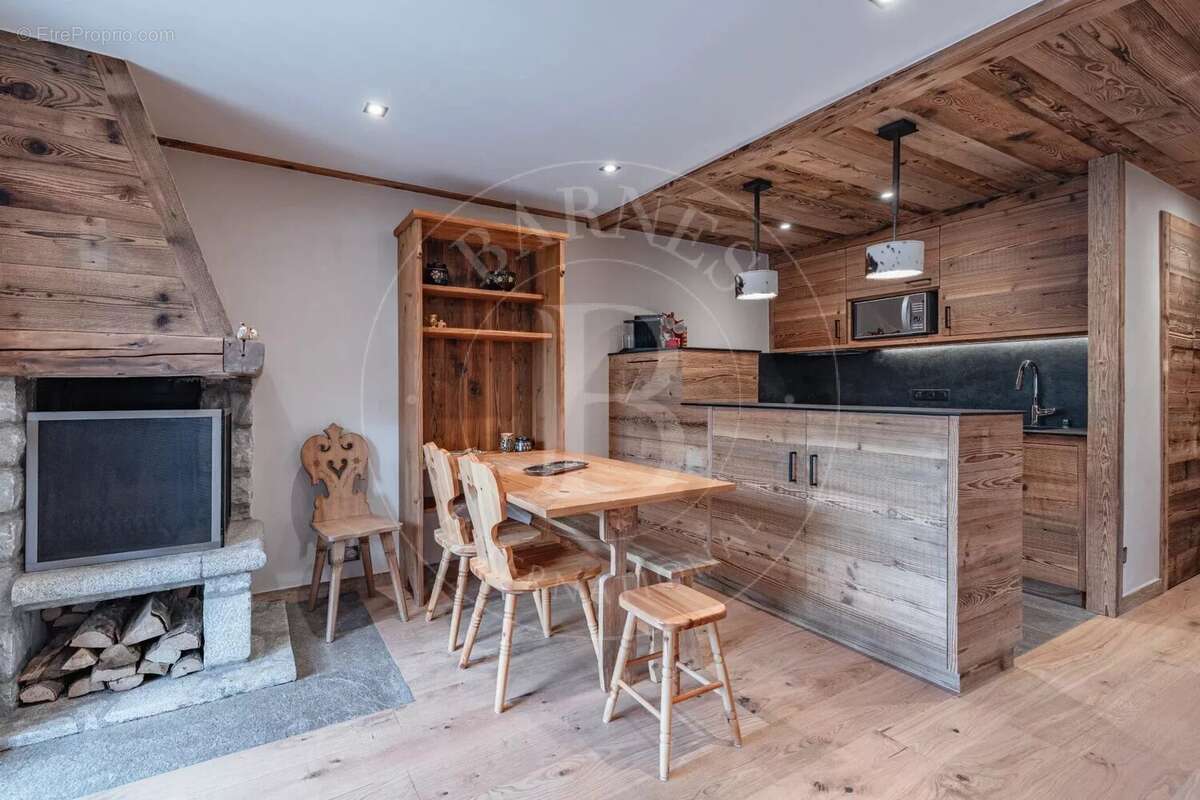 Appartement à LES ALLUES
