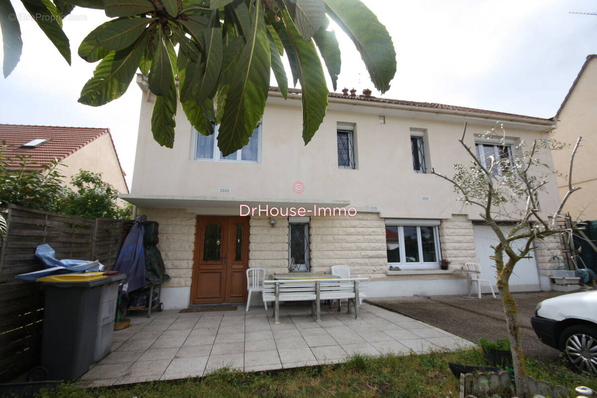 Maison à PIERRELAYE