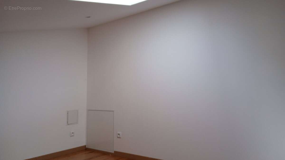 Maison 133 m² à Aubeterre-Sur-Dronne  - photo 17
