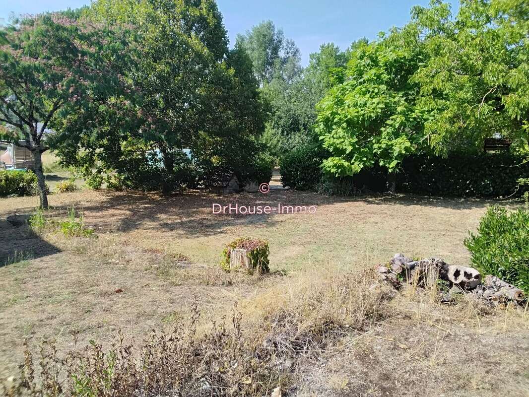Maison 250 m² à Monteils  - photo 3