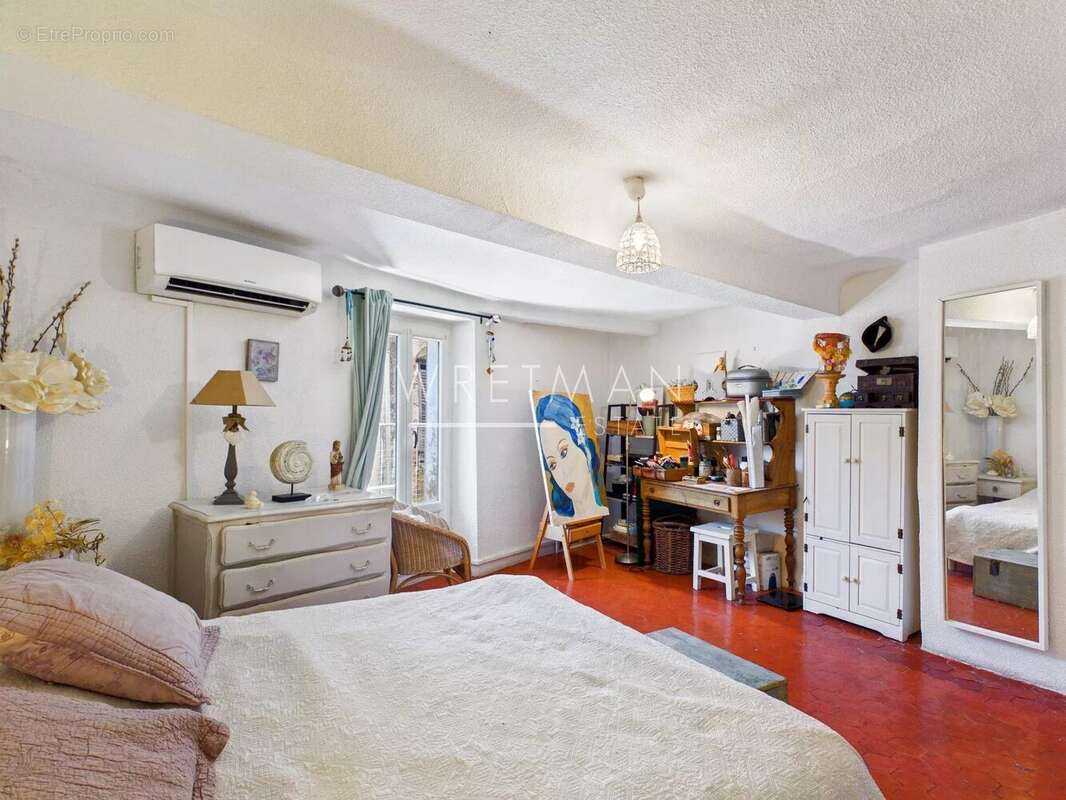 Maison à REGUSSE