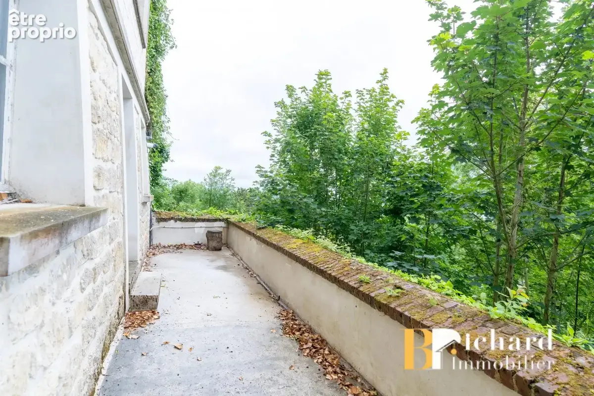LAON - Maison de Ville 147M² - 4 chambres - photo 6