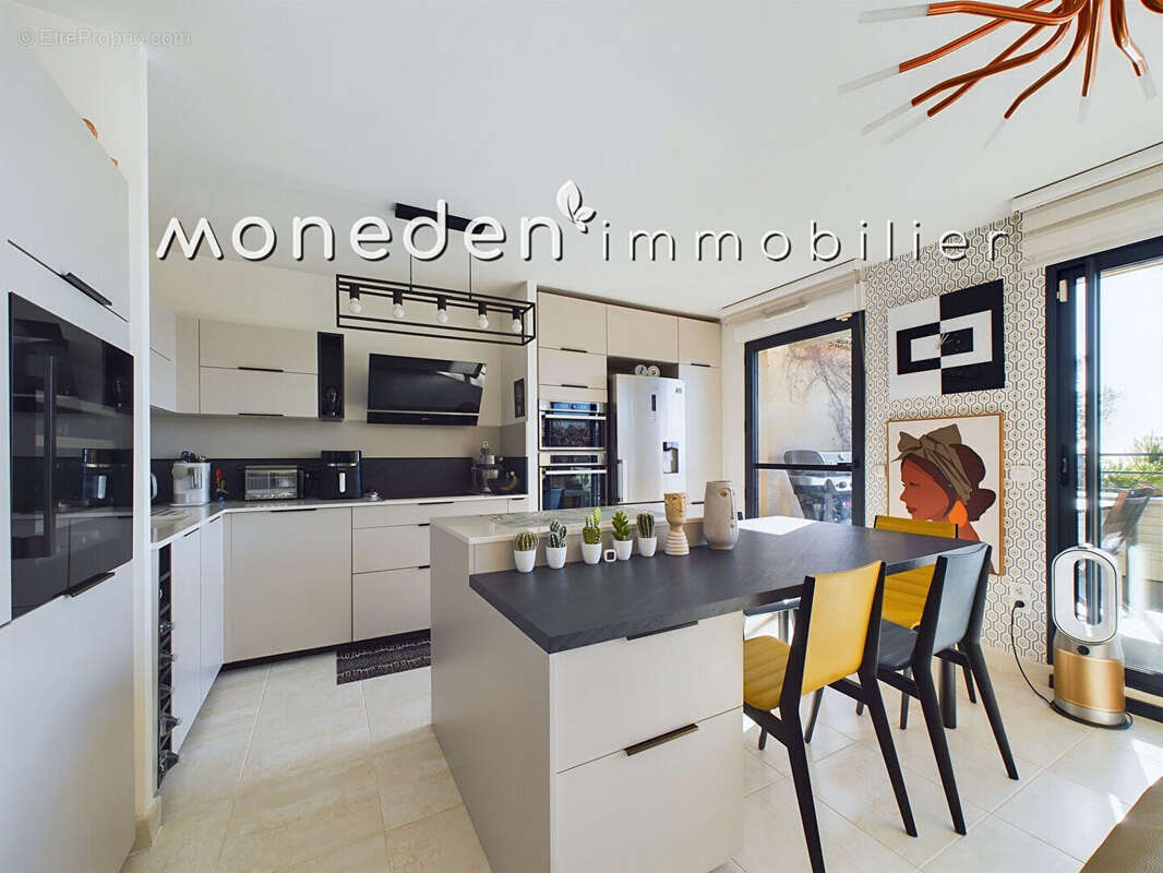 Appartement à SANARY-SUR-MER