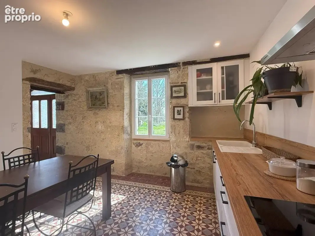 Charmante maison en pierre avec vue sur la campagne - photo 6