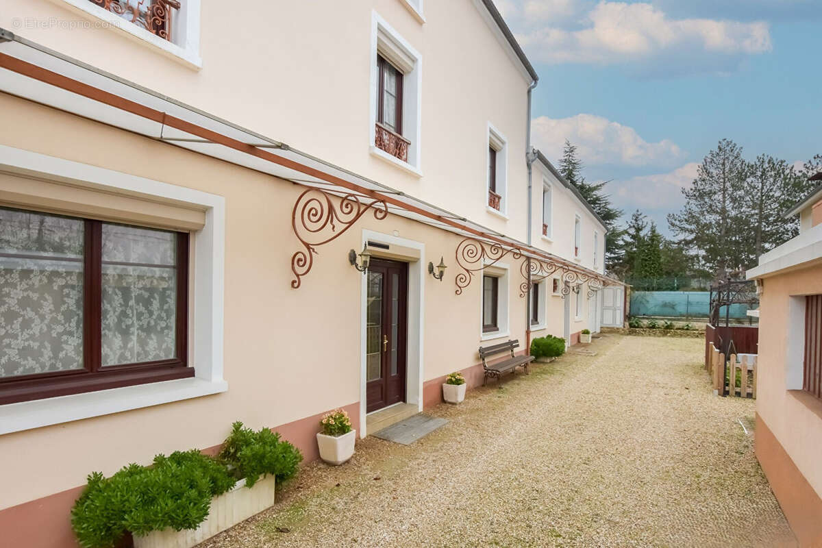 Maison à CROISSY-SUR-SEINE