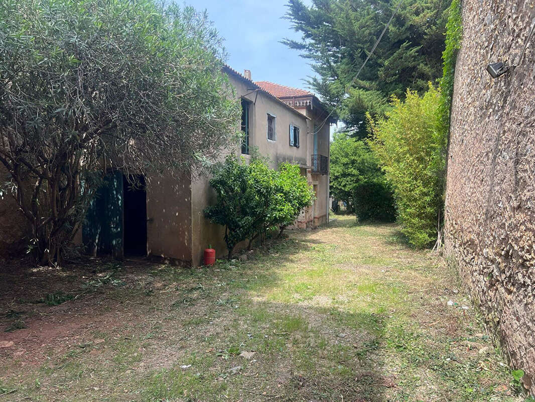 Maison - Cazouls-Lès-Béziers - 5 pièces - 116.5 m² - photo 3