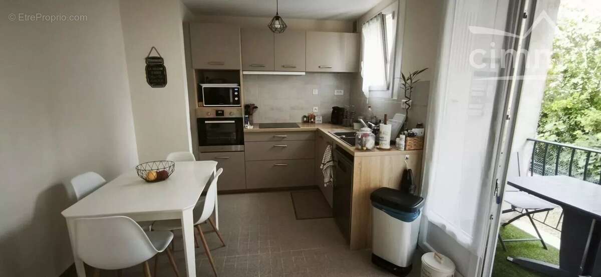 Appartement à CHABEUIL