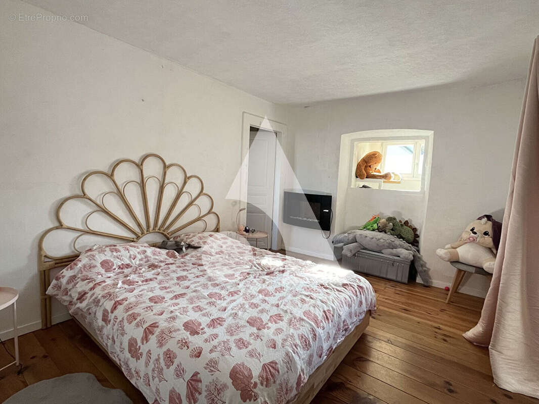 Maison Delle 4 pièce(s) 110 m2 - photo 8