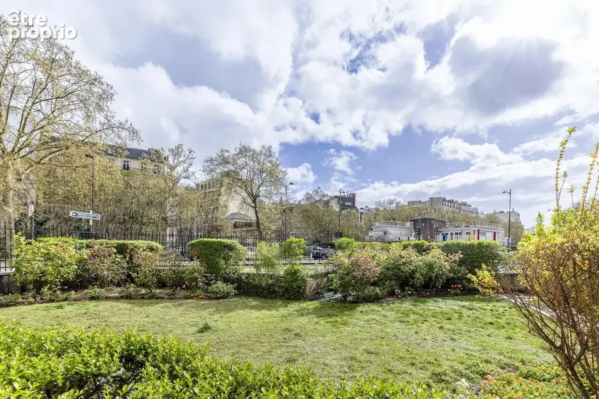 Paris 17eme - boulevard pereire / philibert delorme - 2/3 pieces sur jardin - photo 8