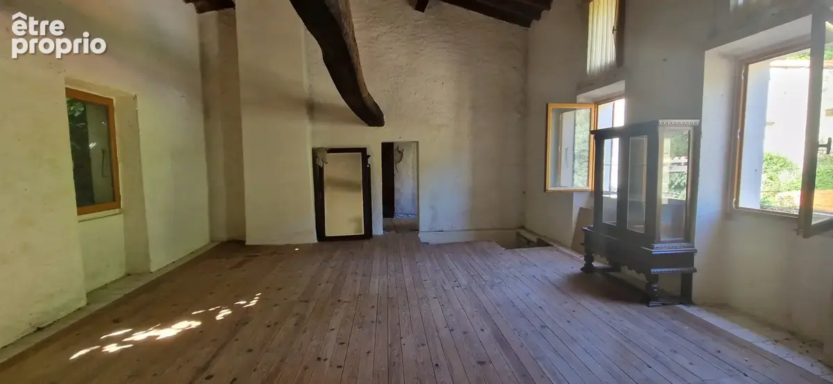 A finestret, maison de village sud 2 faces avec cour dans un cadre nature - photo 7