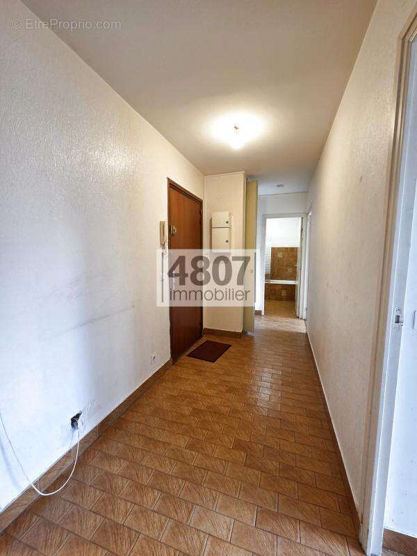 ANNEMASSE - Grand T2 avec balcon et cave - photo 5