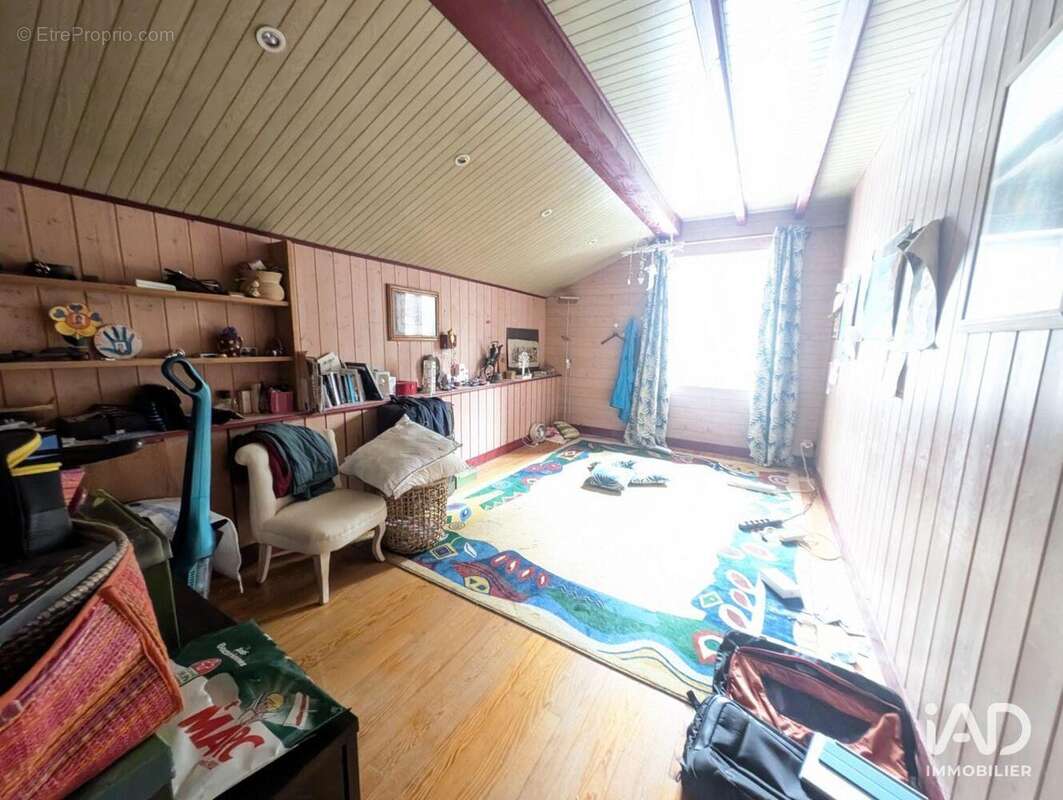 Maison 205 m² à Le Poizat  - photo 9