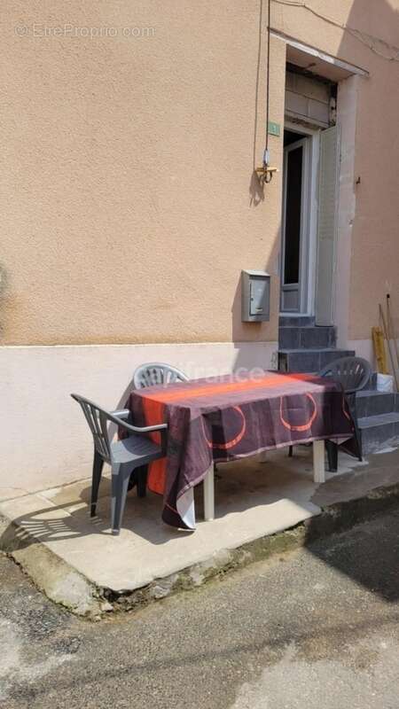Maison à PANISSIERES