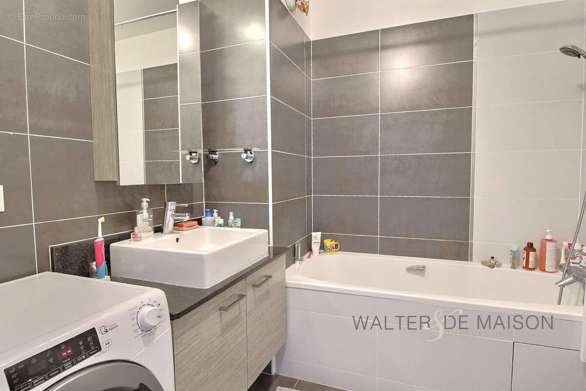 Appartement à SURESNES