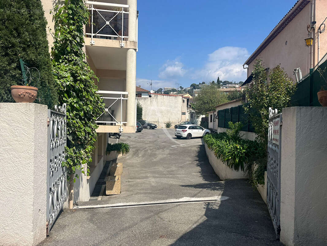 Appartement à LE CANNET