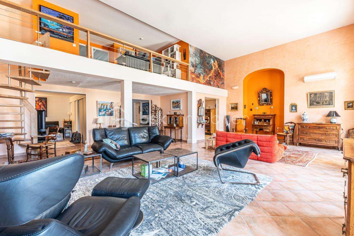 Appartement à HYERES