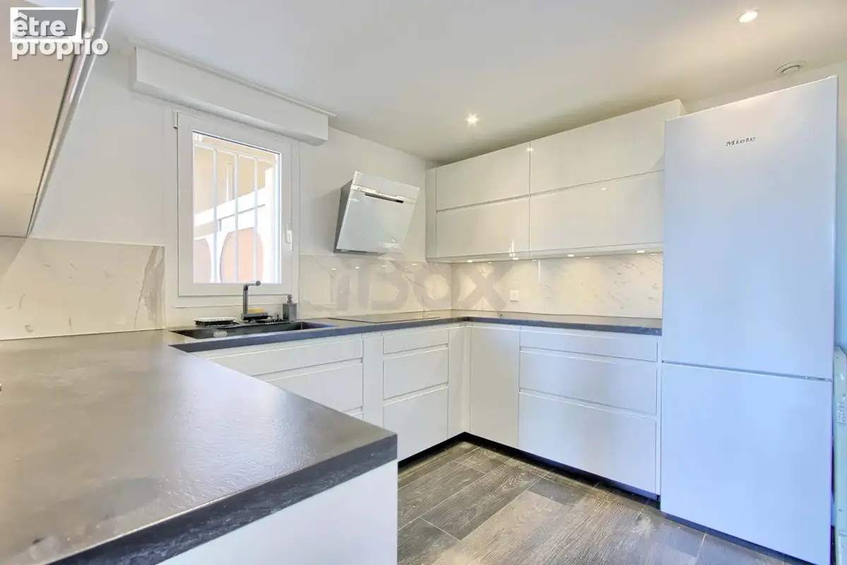 Toulon bas faron - appartement vue rade type 5 avec cave garage et parking - photo 11