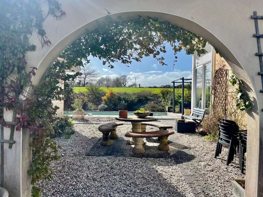 Maison à SALIES-DE-BEARN