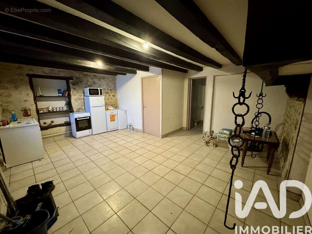 Maison 36 m² à Treignat  - photo 4
