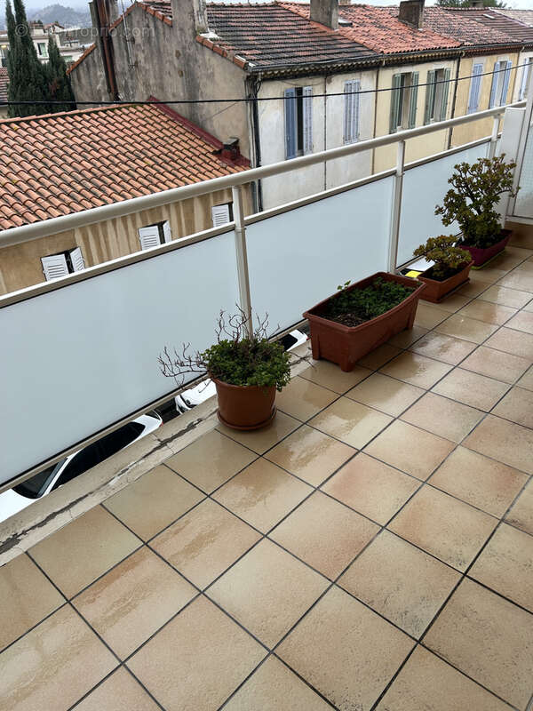 Appartement à MARSEILLE-8E