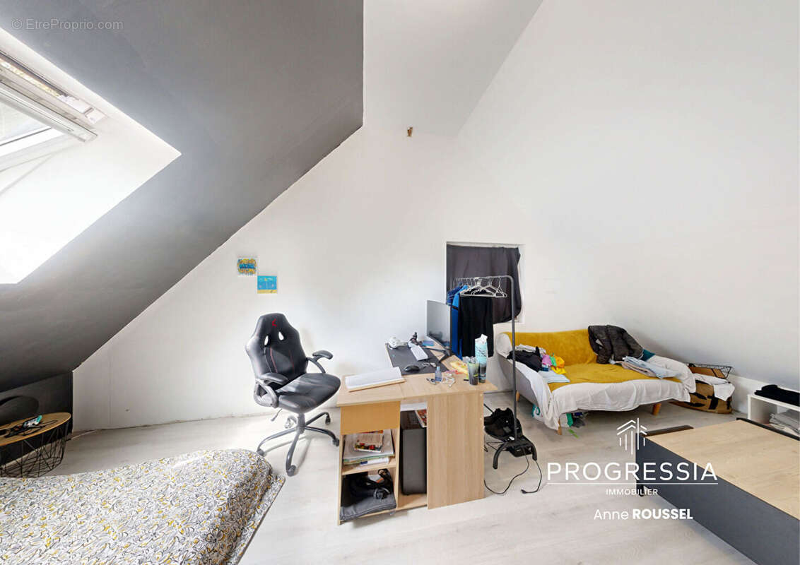 SAINT-SAUVEUR-D'EMALLEVILLE- Pavillon traditionnel avec sous-sol complet. - photo 8
