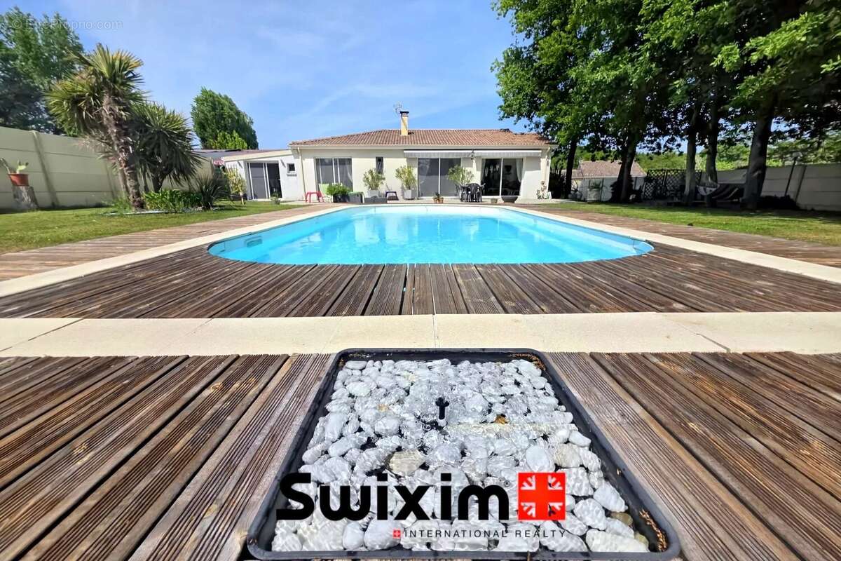 Maison à SAINT-LAURENT-MEDOC