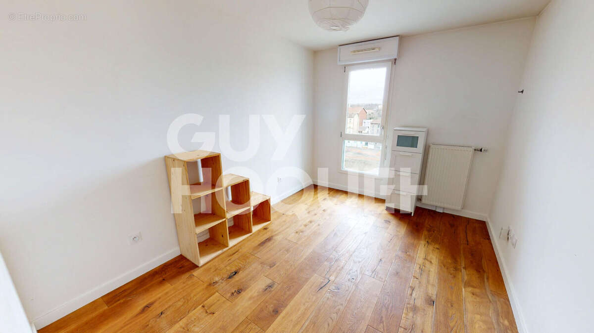 T4 de 71 m²  dans du BBC avec double balcon et vue dégagée ? Ivry Port - photo 5