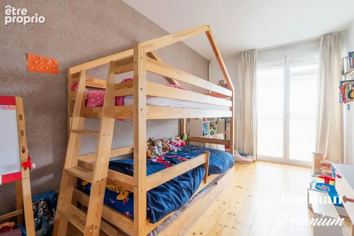 Appartement 5 pièces 95 m² – Lumineux, calme, 5ème étage - Rue Du Terrage, Paris - photo 12