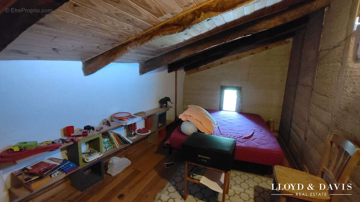 Maison 85 m² à Chomerac  - photo 8