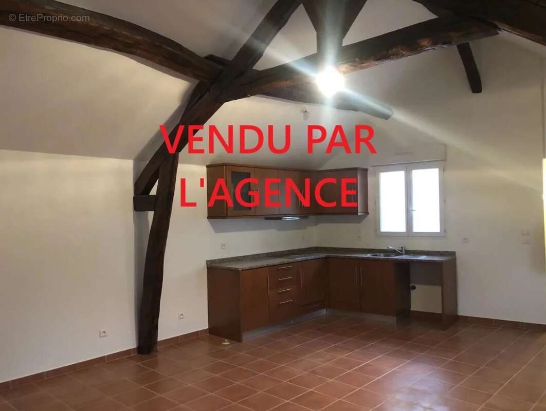 Appartement à SARTROUVILLE