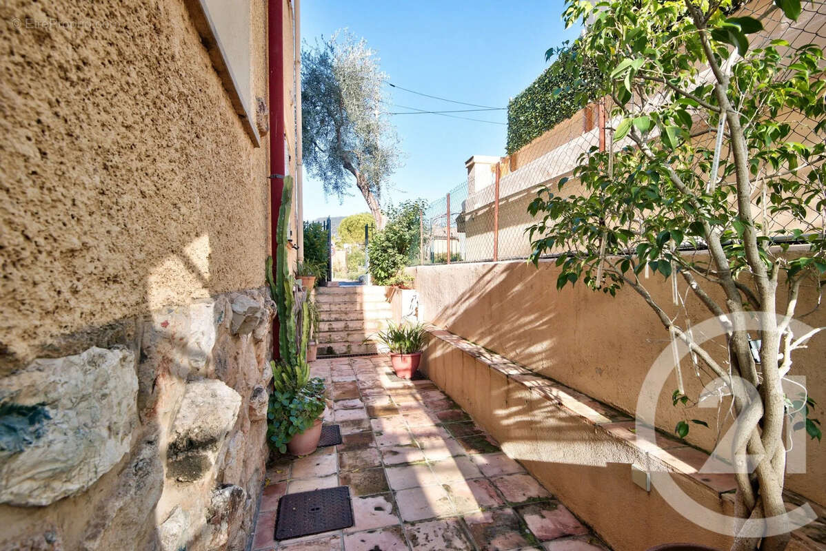 Appartement à SAINT-JEAN-CAP-FERRAT