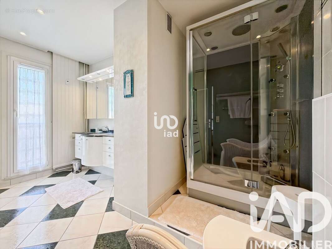 Photo 8 - Appartement à SENS