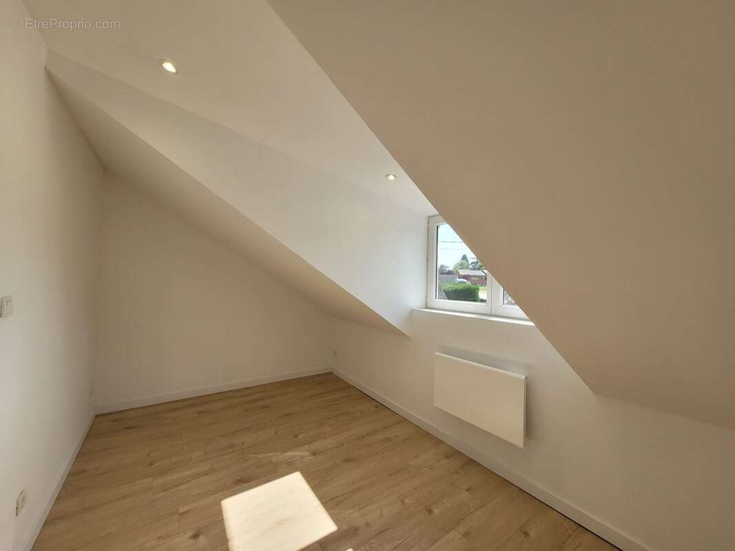 Maison 48 m² à Sains-Du-Nord  - photo 7