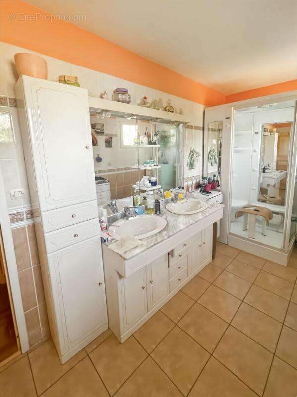 EXCLUSIVITÉ  Superbe maison 117 m2 de plain-pied avec piscine à Ambrault - photo 5