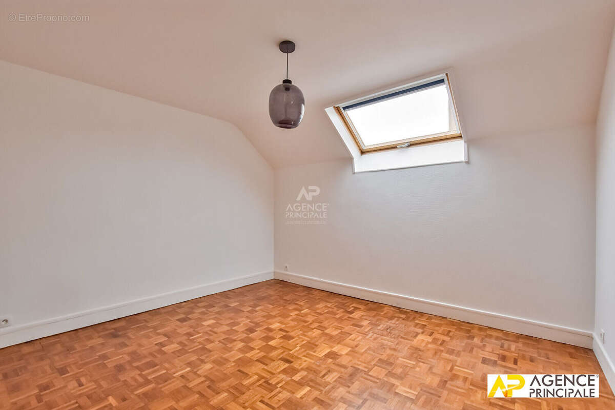 Appartement à MAISONS-LAFFITTE