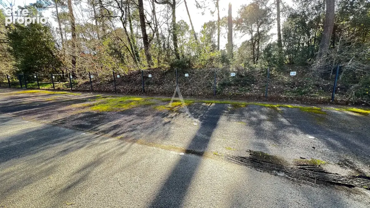 Maison en résidecne sécurisée, rénovée, avec jardin, 2 places de parking - photo 16