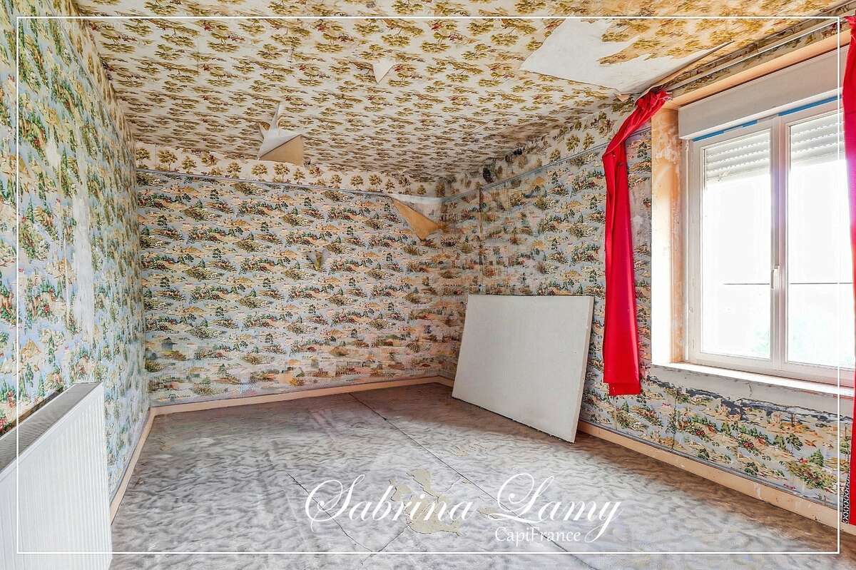  Maison de caractère à rénover – 172 m² habitables, grange et 5 420 m² de terrain - BOURSAULT - photo 14